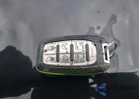 2018 Chrysler Pacifica Hybrid Limited z USA, uszkodzony, nr VIN 2C4RC1N70JR168562